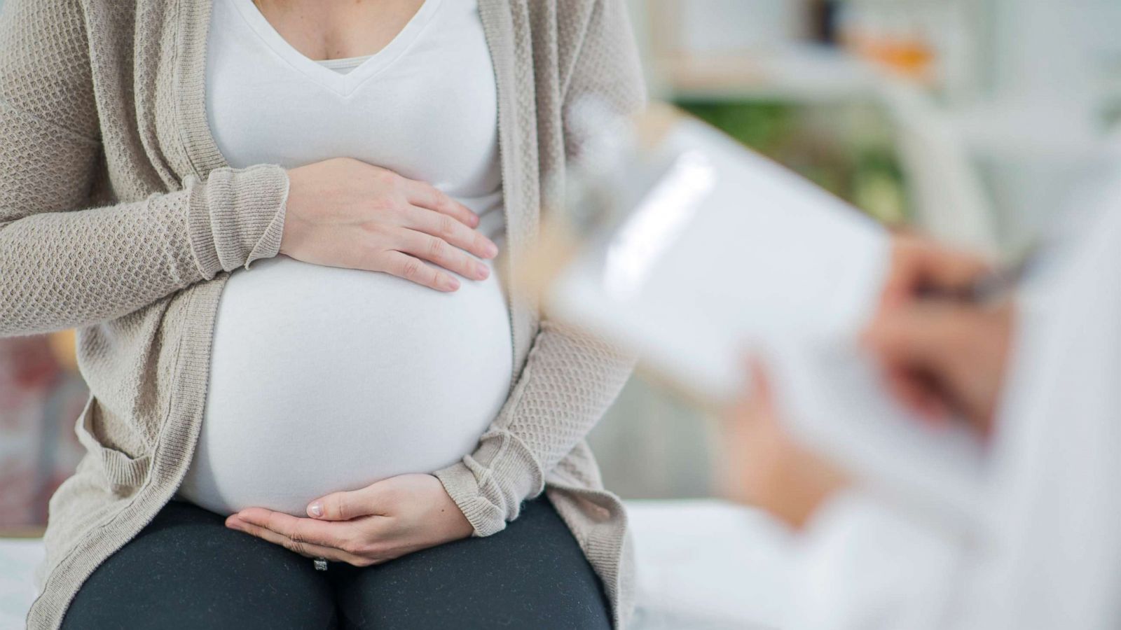 PHOTO: A pregnant woman is in a doctor's office in this undated stock photo.