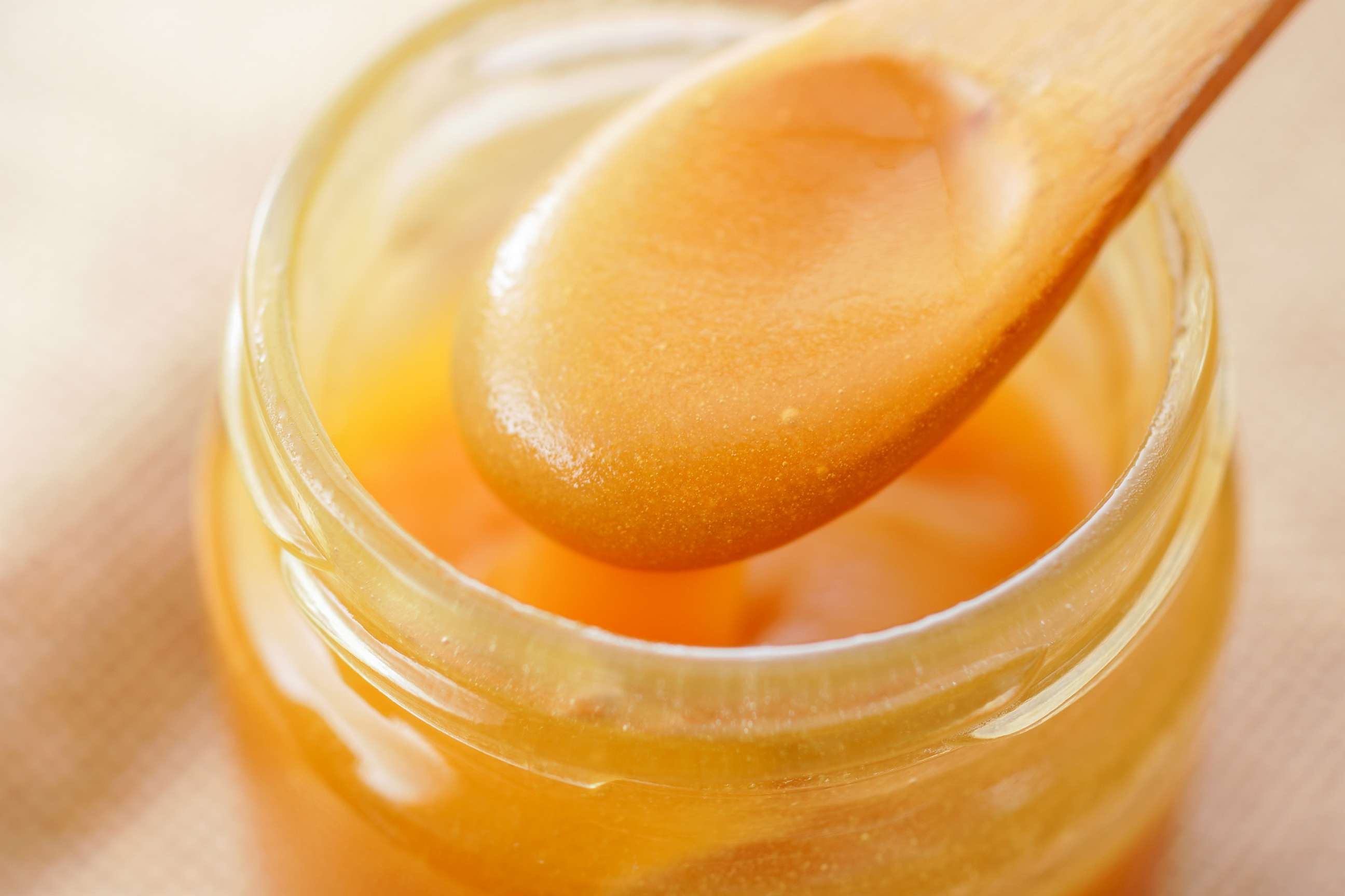 PHOTO: Manuka honey is made from the nectar of the manuka tree in New Zealand.