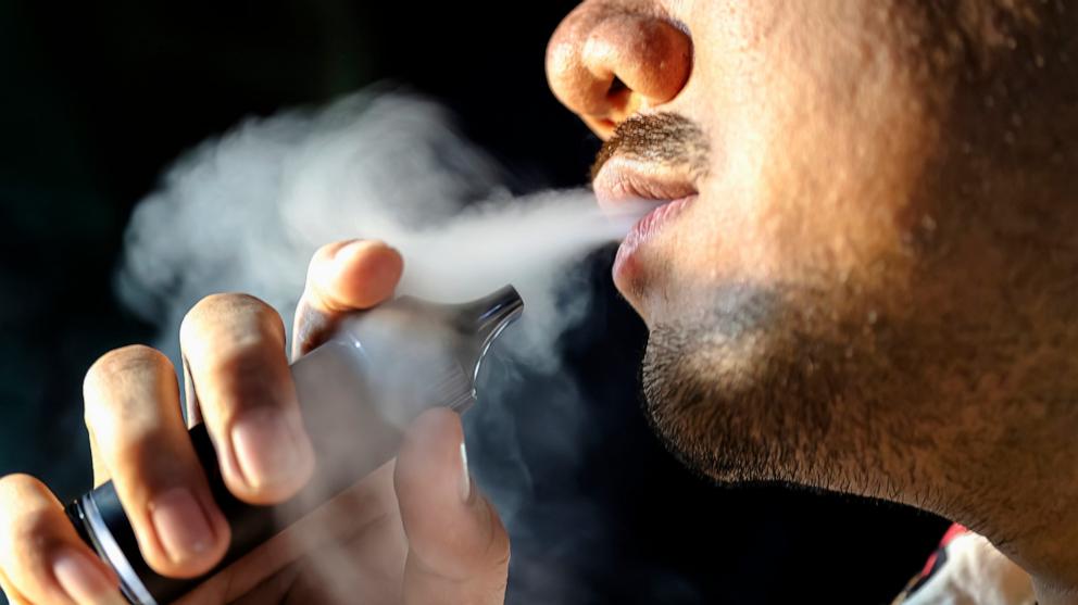 Smoking rate among US adults drops to record low as vape use rises: CDC - ABC News Smoking rate among US adults drops to record low as vape use rises: CDC - ABC News
