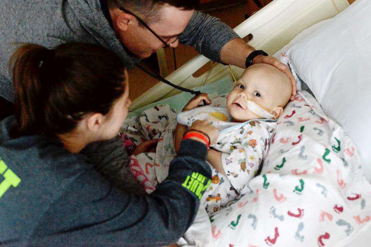 PHOTO: Shelby and Jonathan Skiles care for their 2-year-old daughter Sophie at Children's Medical Center Dallas.