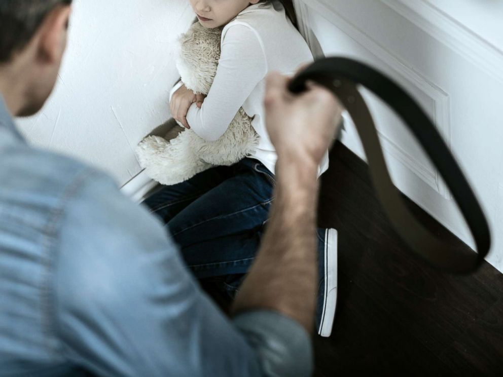 Spanking harms kids, says leading doctors group advising parents against corporal punishment photo