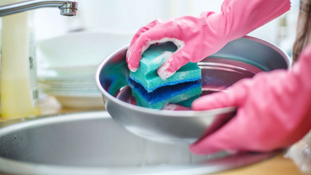 how to clean your kitchen sponge