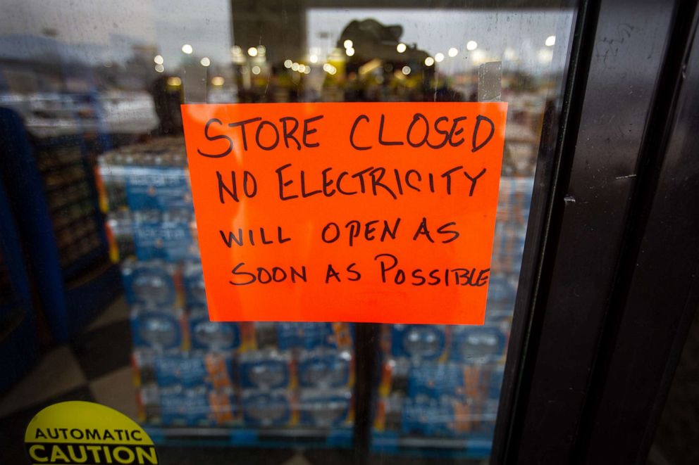 PHOTO: A sign states that a Fiesta Mart is closed because of a power outage in Austin, Texas on Feb. 17, 2021.