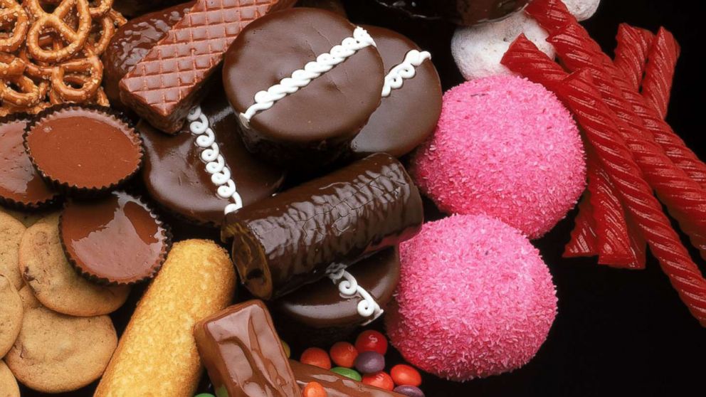 PHOTO: A selection of unhealthy processed food snacks are displayed in an undated stock photo.