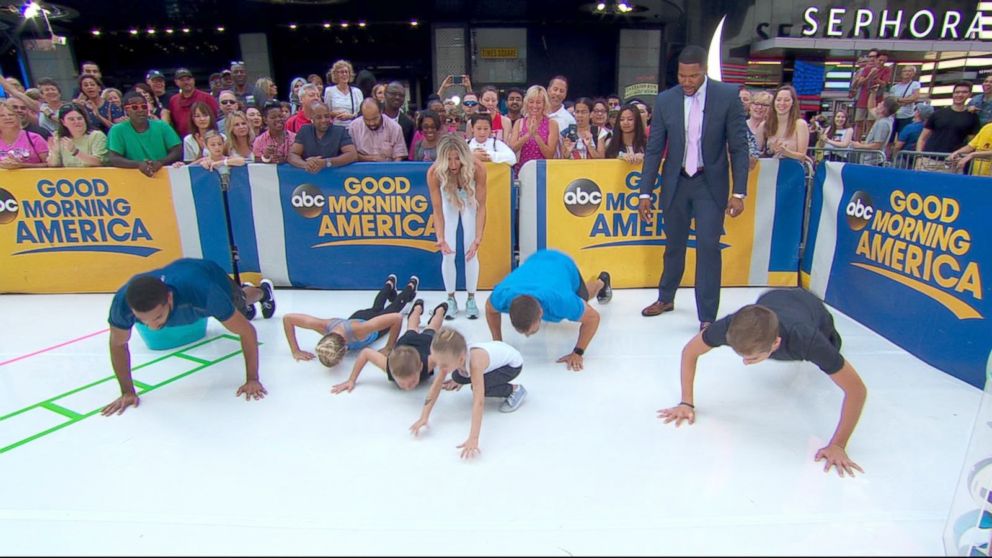 PHOTO: Chris and Heidi Powell share family workout tips on "Good Morning America."