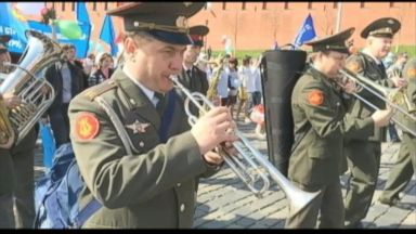 VIDEO: May Day Celebration in Russia Returns to Red Square