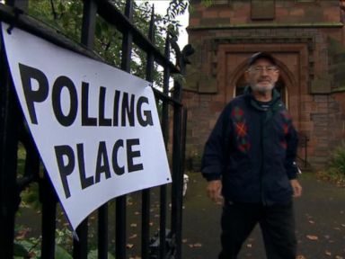 VIDEO: Scots Arrive at Polls for Independence Vote