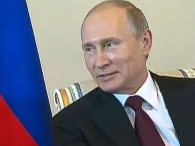 VIDEO: Vladimir Putin Reappears After 11-Day Absence