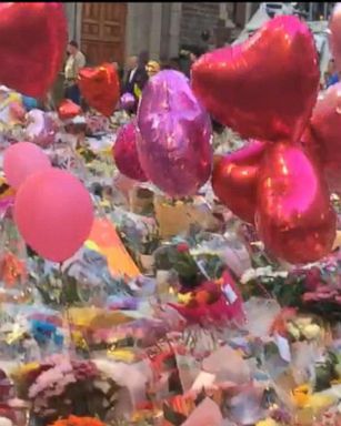 VIDEO: Evening look at the Manchester Vigil