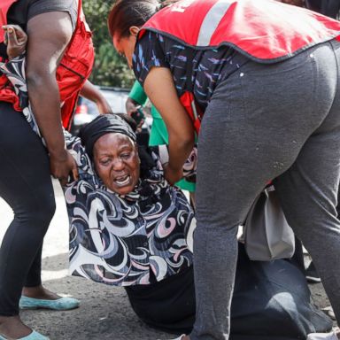 VIDEO: Nairobi attack, Los Angeles strikers and Brexit woes: World in Photos, Jan. 16