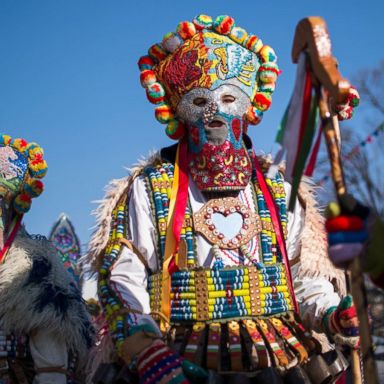 VIDEO: Festival dances, horse races and sunbathing camels: World in Photos, Jan. 28