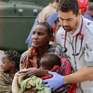 VIDEO: Cyclone Idai survivors, climate march, polar bear cub: World in Photos, March 22