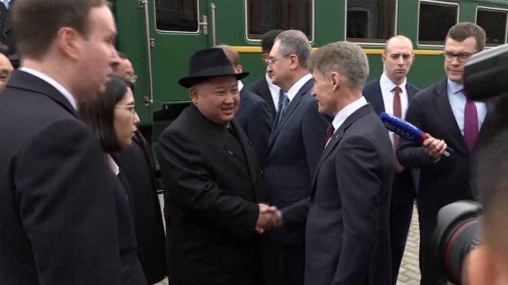 Across The Pond Kim Jong Un Meets With Vladimir Putin In Russia Video Abc News