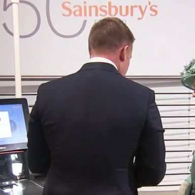 VIDEO: Queen Elizabeth goes to the supermarket