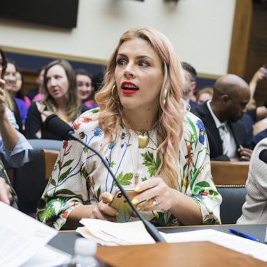 VIDEO: Busy Philipps testifies, UCLA wins, Scot Peterson in court: World in Photos, June 5