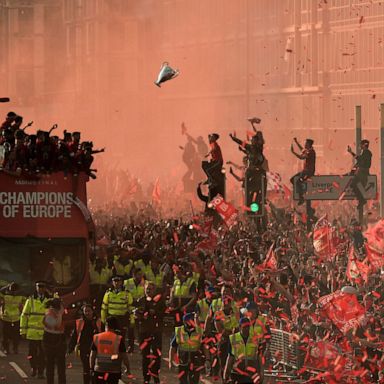 VIDEO: Liverpool fans celebrate, D-Day Anniversary, Trump in Europe: World in Photos, June 7