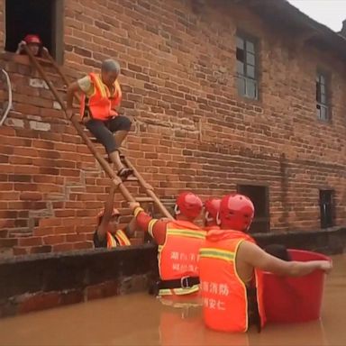 VIDEO: Chinese authorities evacuate thousands from flooded areas