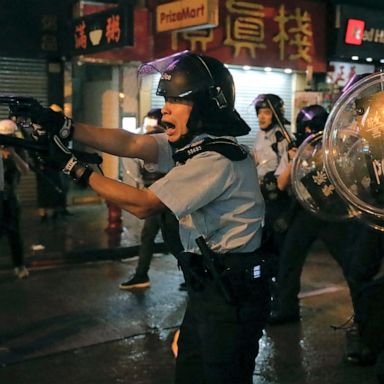 VIDEO: Clashes in Hong Kong, fires in the Amazon and the G7 Summit: World in Photos, Aug. 26