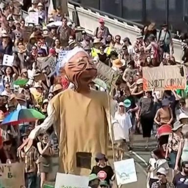 VIDEO: Estimated 300,000 protesters gather in Australia for climate change rally