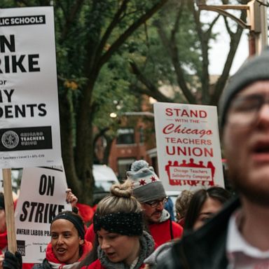 VIDEO: Teachers strike, Brexit handshake, accused Nazi: World in Photos, Oct. 17, 2019