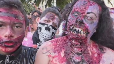 religion VIDEO: Zombies take over the streets in Mexico City