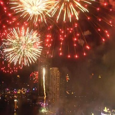 VIDEO: Fireworks in Thailand for the beginning of 2020