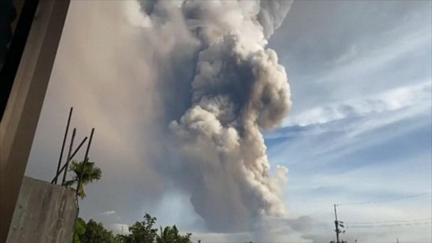 Video Ash, Lava Spews: Images After Taal Volcano Erupts - ABC News