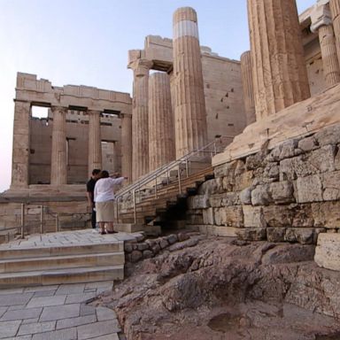 VIDEO: Greece prepares to reopen its doors to international tourists