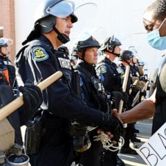 Protests, gymnasts and the beach: World in Photos, June 1