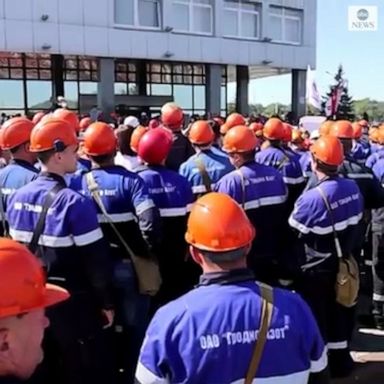 Workers from industrial plants joined a mass protest against President Alexander Lukashenko.