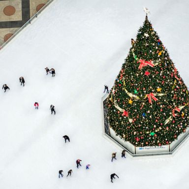 VIDEO: Christmas skating rink, frozen swirls, Starship explodes: World in Photos, Dec. 10