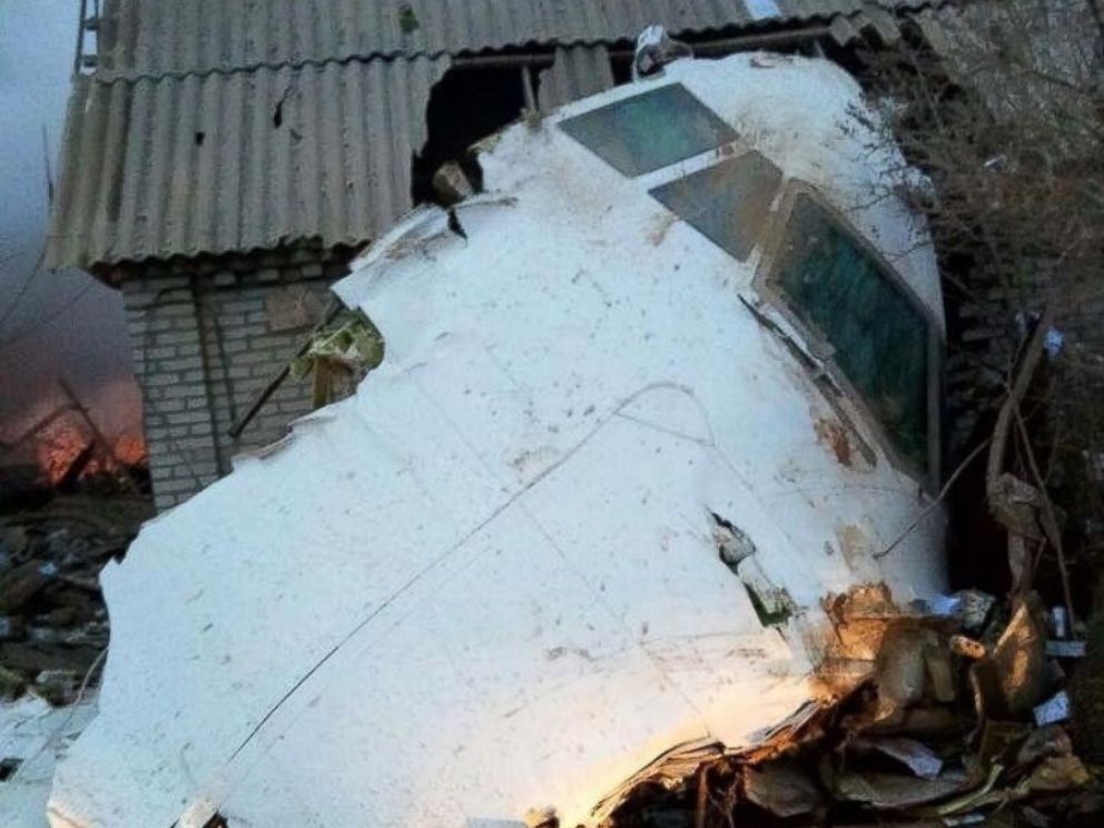 PHOTO: Debris from a Turkish cargo plane crashed near Bishkek, Kyrgyzstan, Jan. 16, 2017.