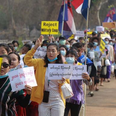 VIDEO: Myanmar march, D.C. cherry blossoms, Honduran migrants: World in Photos, March 31