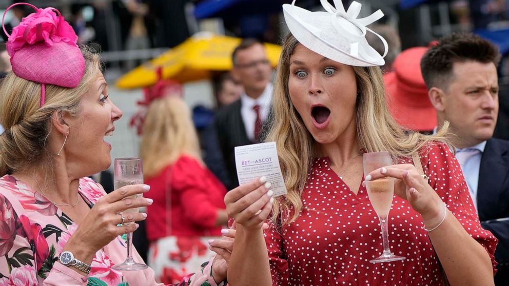 P holiday. Момент оваций. Royal Ascot Video for English Learners. Daily mail Ascot Ladies Day 2023.