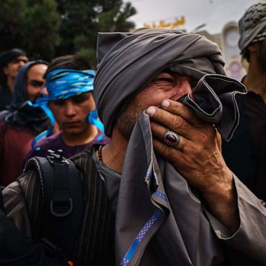 VIDEO: Fleeing Kabul, Haiti earthquake, and burned woodlands: World in Photos, Aug. 18