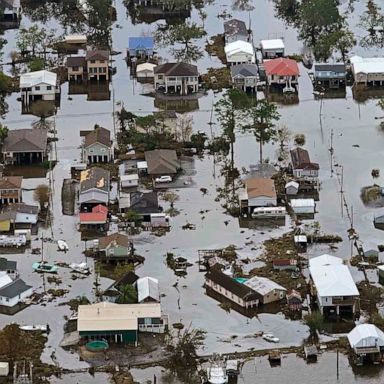 VIDEO: Ida floods the Northeast as Louisiana struggles to recover: World in Photos, Sept. 2