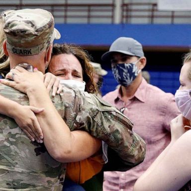 VIDEO: Soldiers homecoming, 9/11 remembered, hurricane recovery: The Week in Photos