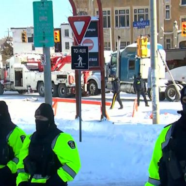 VIDEO: Ottawa police begin arresting protesters, clearing streets