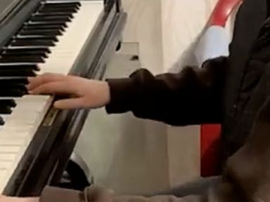 WATCH: Girl plays piano before evacuating Kharkiv