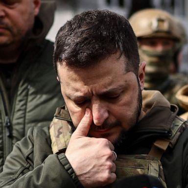 VIDEO: Zelenskyy surveys damage, Ramadan, Grammy Awards: World in Photos, April 4