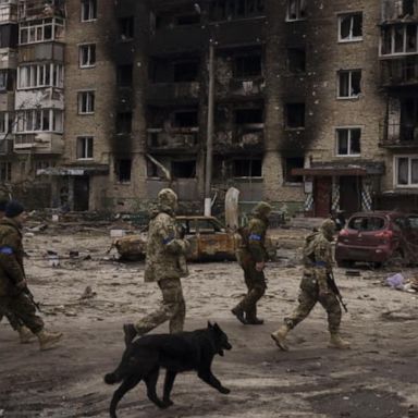 VIDEO: Ukrainians continue to fight as Russian forces close in on Mariupol