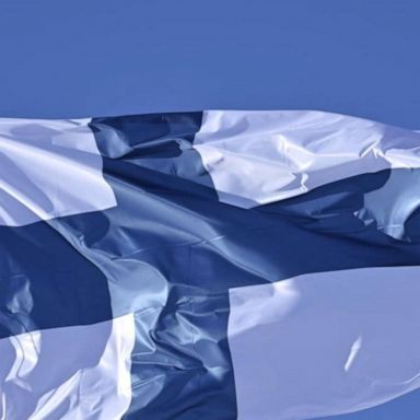 VIDEO: Finland moves to join NATO as war rages in Ukraine 