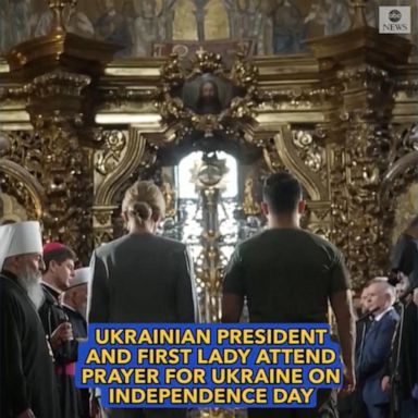 VIDEO: Ukrainian president, first lady attend prayer for Ukraine on Independence Day