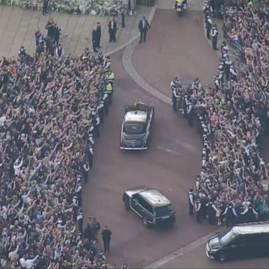 VIDEO: Britain mourns Queen Elizabeth II as King Charles III begins reign from London