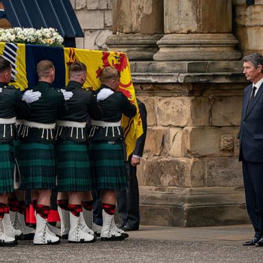 VIDEO: Scotland mourns Queen Elizabeth, US Open, Tribute in Light: World in Photos, Sept. 12