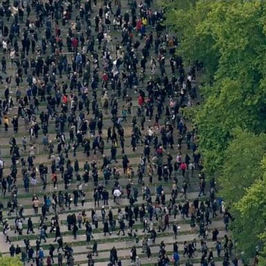 VIDEO: Members of the public wait for hours to pay respects to the late queen