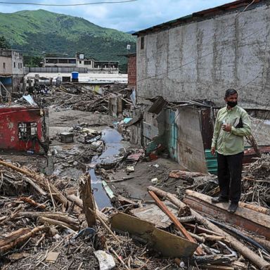 VIDEO: Venezuela floods, Sandy Hook jury decision, colorful trees: World in Photos, Oct. 13