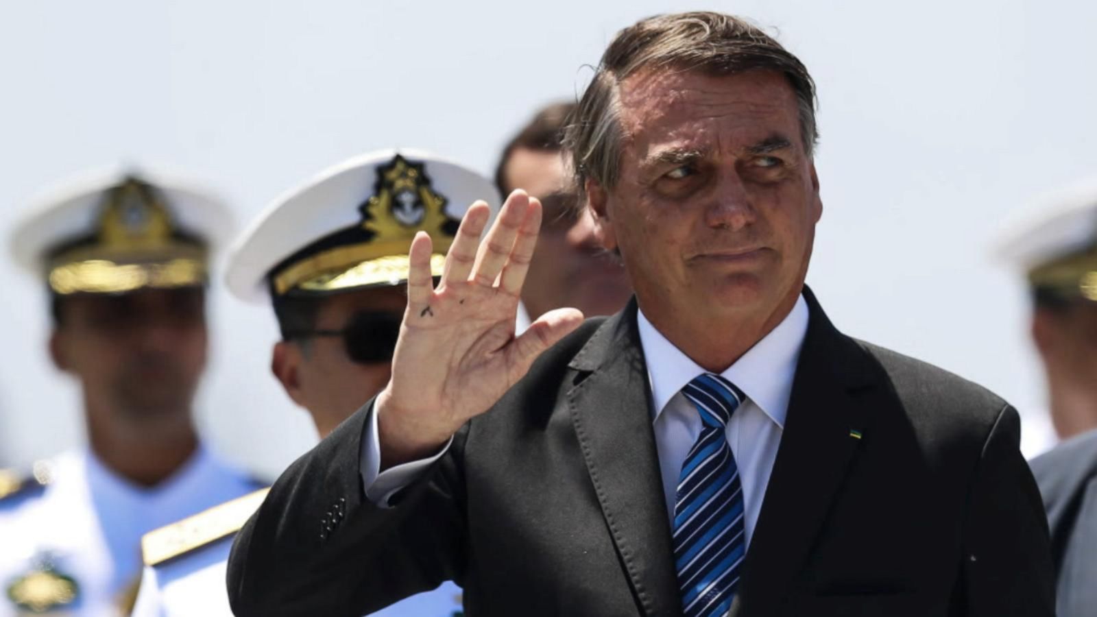 66 Bolsonaro Phone Stock Photos, High-Res Pictures, and Images - Getty  Images