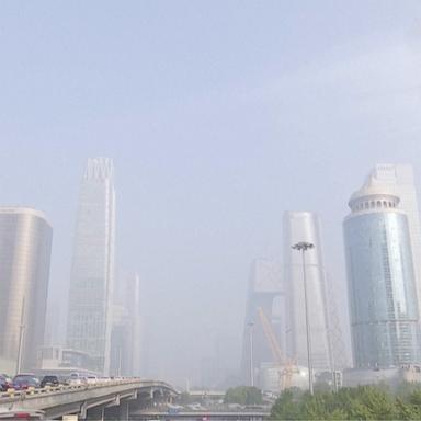 VIDEO: Smog blankets Beijing