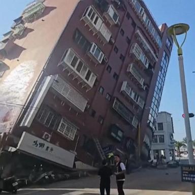 VIDEO: Powerful earthquake strikes Taiwan